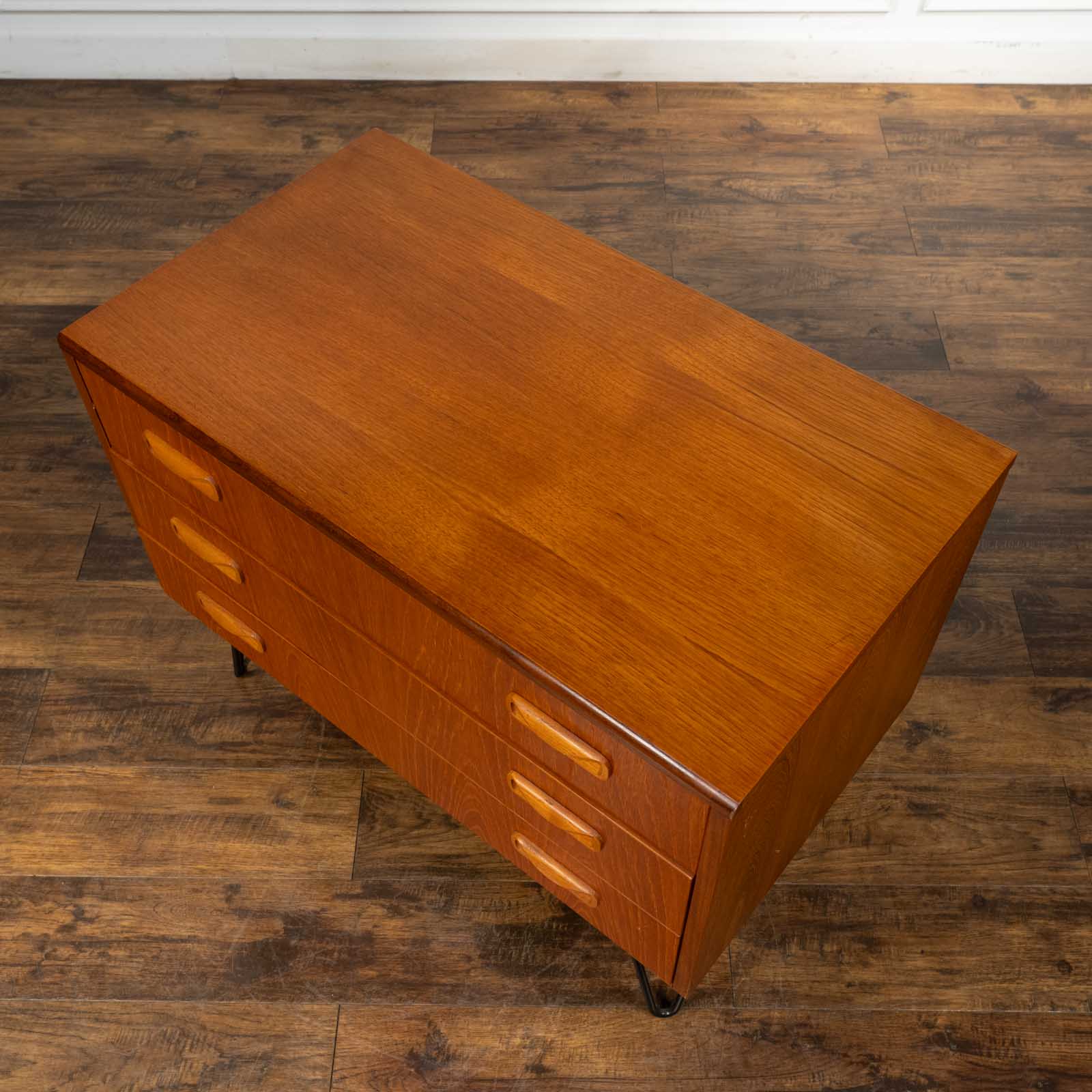 英国【G-PLAN ジープラン Fresco フレスコ】ヘアピンレッグが特徴的 3