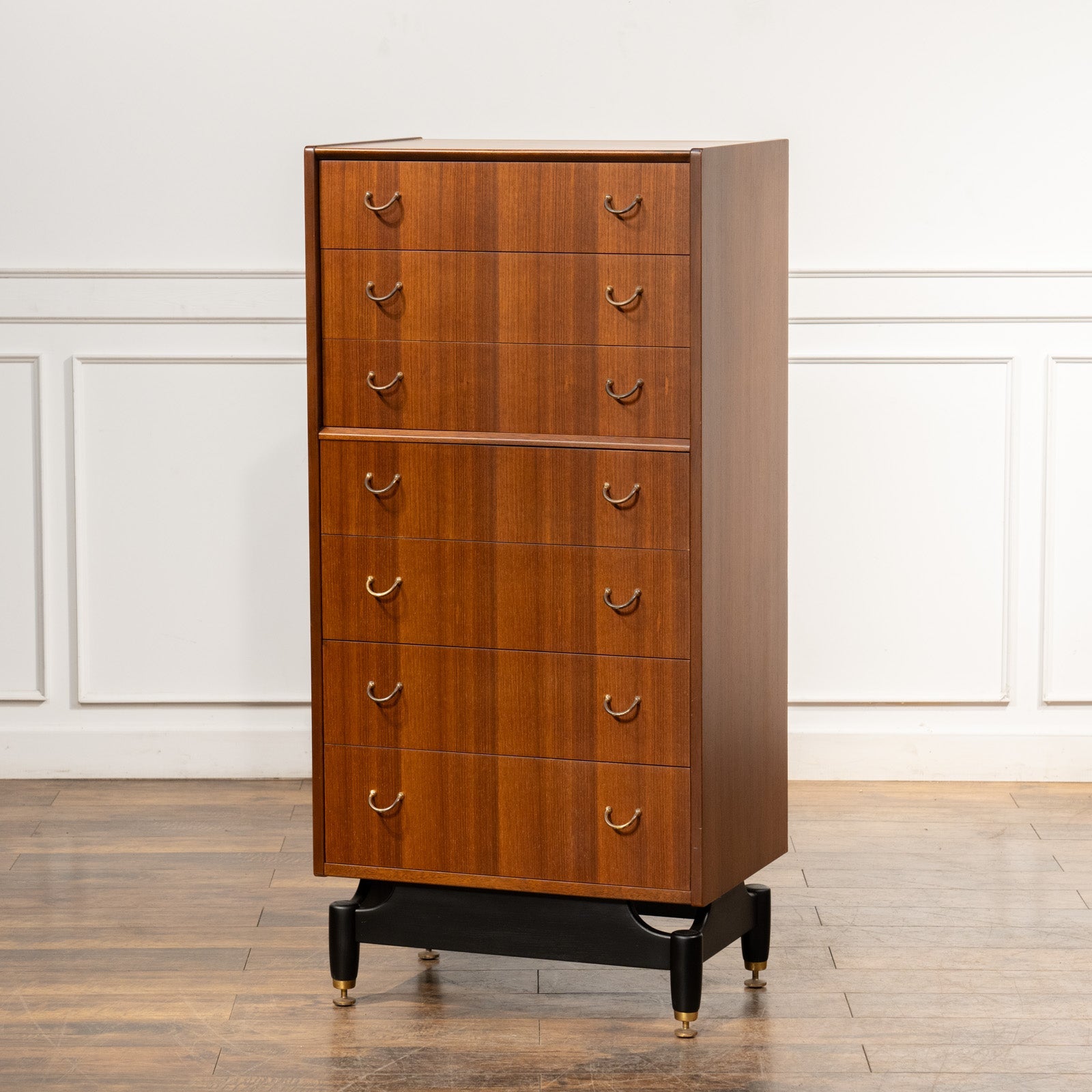 英国アンティークG-PLANジープランブランドン2杯チェスト(89-308-1 英国アンティークG-PLANジープランブランドン2杯チェスト(89-308-1