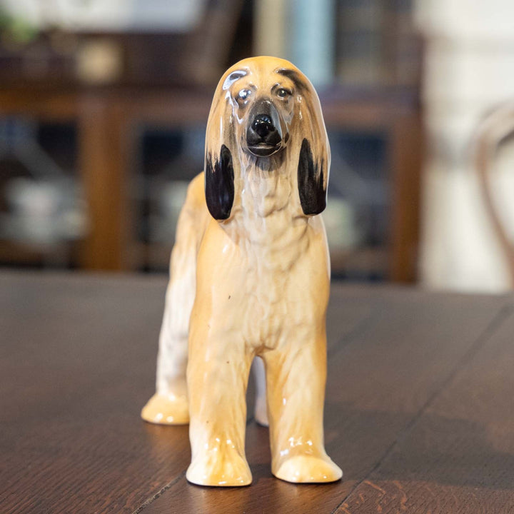 【BESWICK ベスウィック】ふさふさの長い毛を持つアフガンハウンドを表現 ドッグフィギュリン[m]