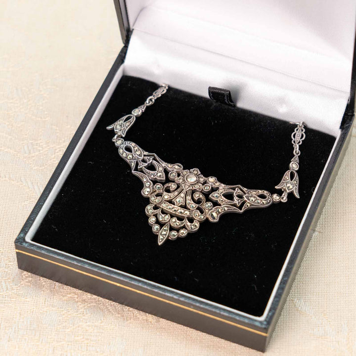 アールデコを感じる繊細なデザインが美しい スターリングシルバー マルカジット ビブネックレス /23K-A[m]