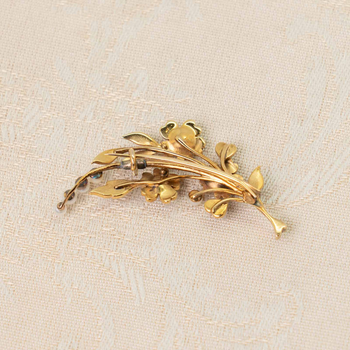 天然パールがあしらわれた花や葉が扇状に広がる華やかな逸品 ヴィクトリアン アンティークスプレーブローチ[m]