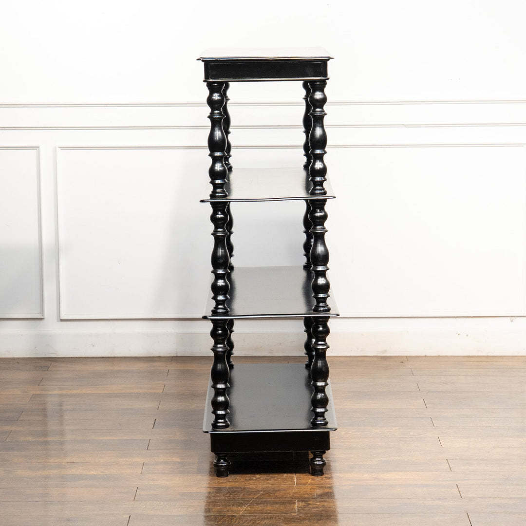 シックなブラックペイントが上品 ウォールナット ディスプレイシェルフ /23K