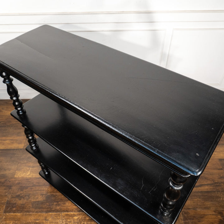 シックなブラックペイントが上品 ウォールナット ディスプレイシェルフ /23K