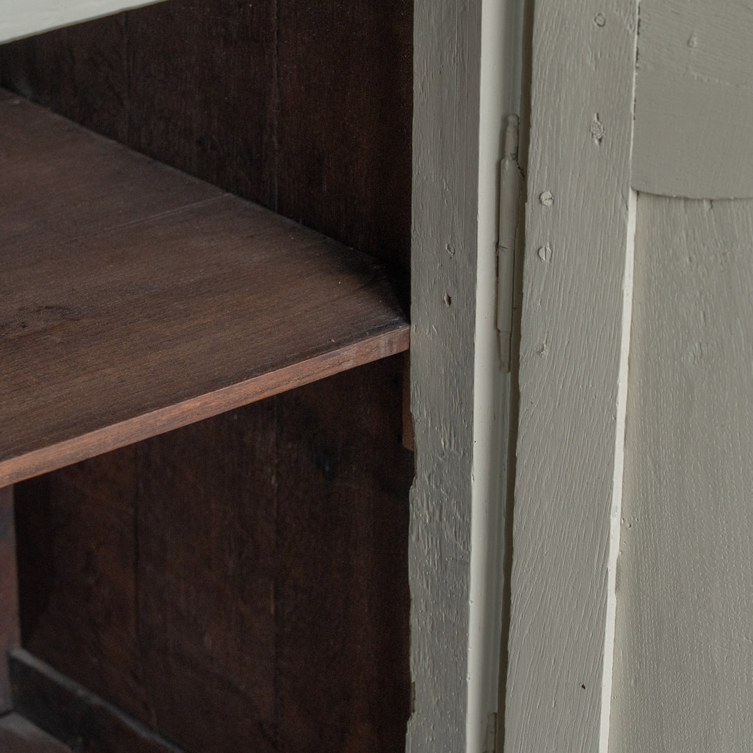 上品なデザインにホワイトペイントがシャビーシックな印象 フレンチ サイドボード /23K