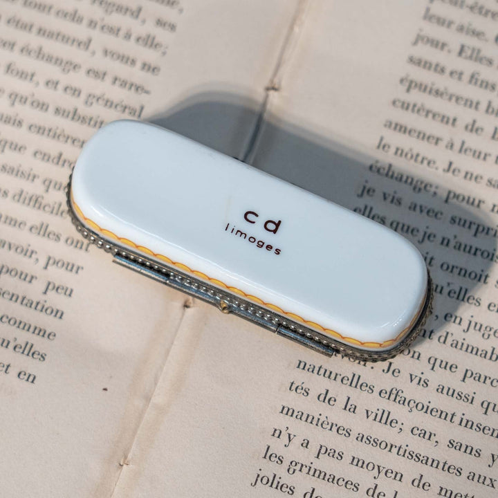 手のひらに収まる小さなサイズと可愛らしいデザインが魅力的 ピルボックス /23K-3[m]