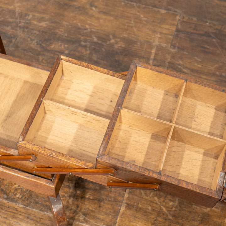 開くと横に大きく広がる使い勝手の良いデザイン ソーイングボックス /23K