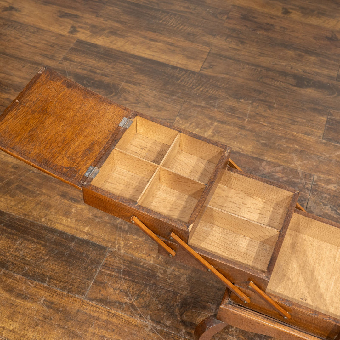 開くと横に大きく広がる使い勝手の良いデザイン ソーイングボックス /23K