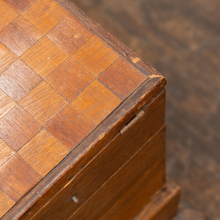 開くと横に大きく広がる使い勝手の良いデザイン ソーイングボックス /23K