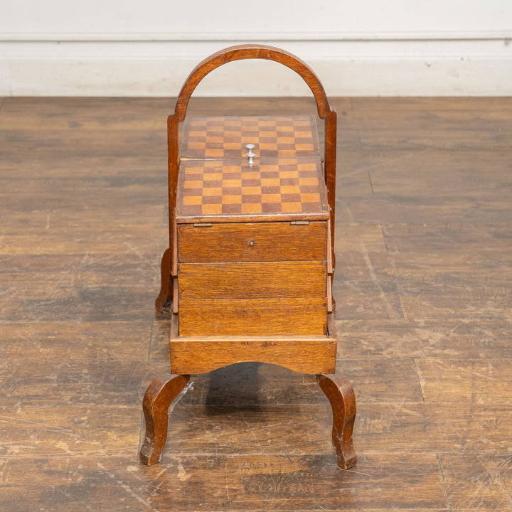 開くと横に大きく広がる使い勝手の良いデザイン ソーイングボックス /23K