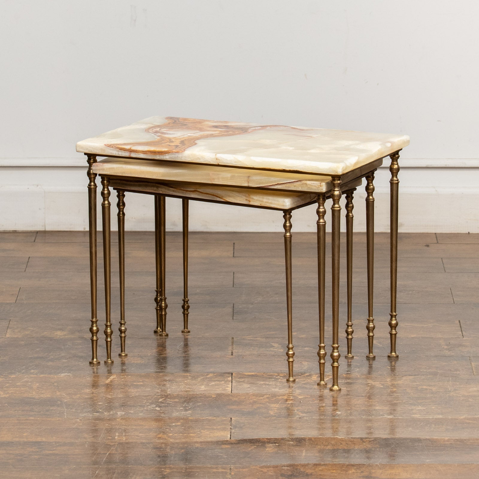 ベルギーアンティーク家具｜クラシカルチェア・テーブル・キャビネット