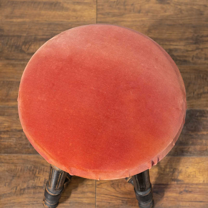 存在感のあるデザインにブラックペイントが上品 ナポレオン3世様式 ピアノスツール[m]