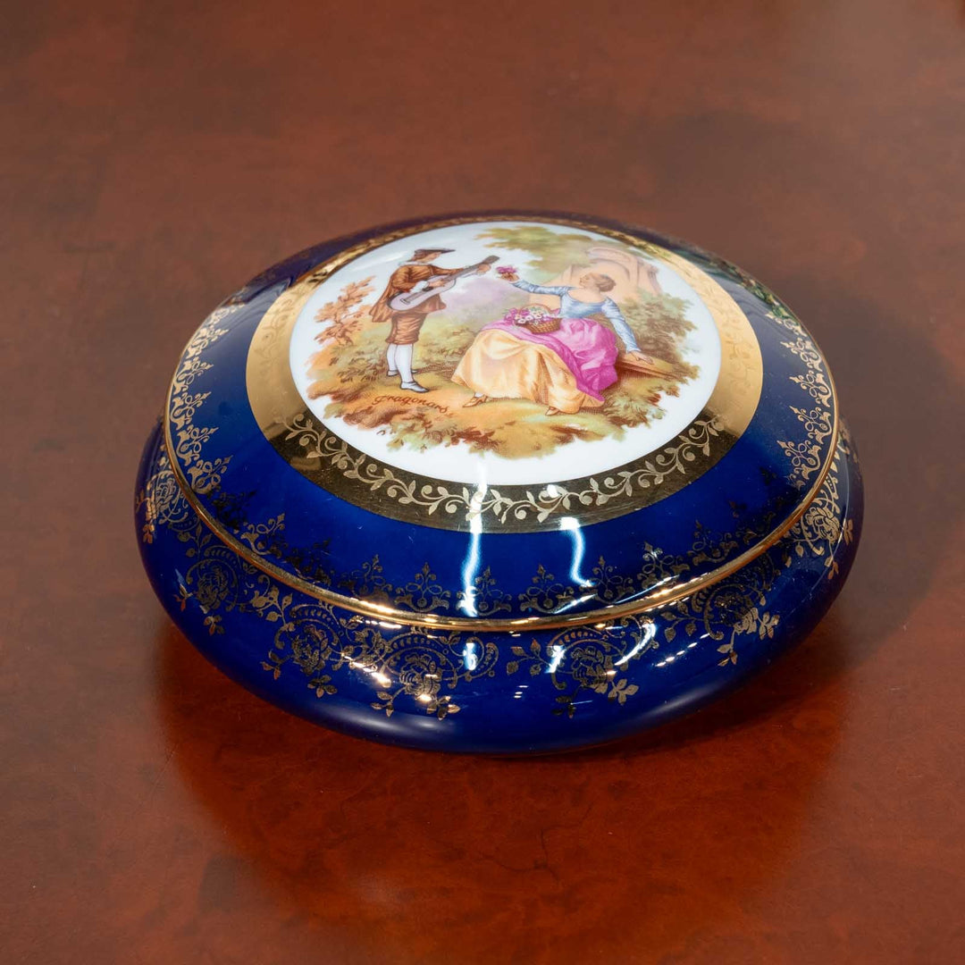【LIMOGES リモージュ】優雅なシルエットに華やかな装飾が目を惹く トリンケットボックス[m]