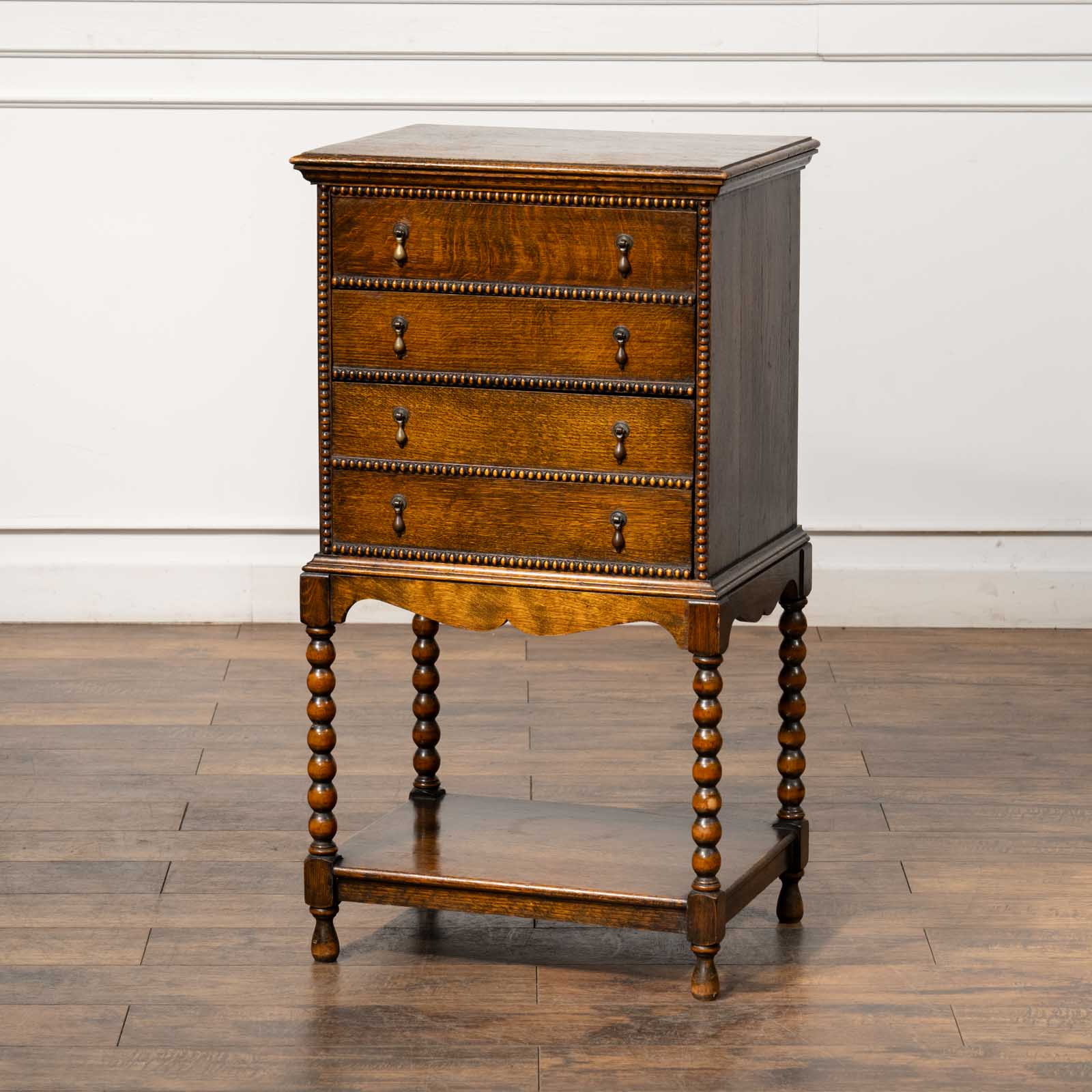 楽譜を収納するために作られた贅沢で美しい家具 オーク ミュージック