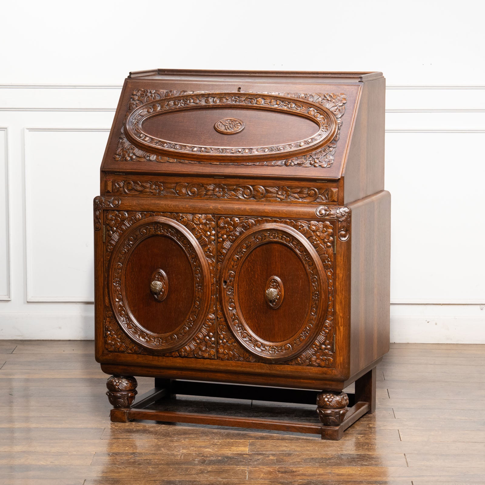 デスク・ビューロー/desk Bureau – THE GLOBE オンラインショップ