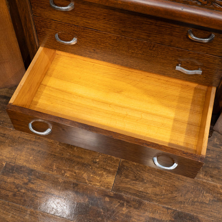 立体感のある花などの装飾が贅沢に施された オーク ライティングビューロー /23K