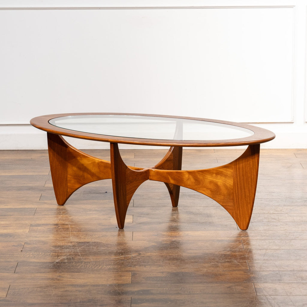 英国【G-PLAN ジープラン Astro アストロ】モダンな脚が特徴的 ガラス