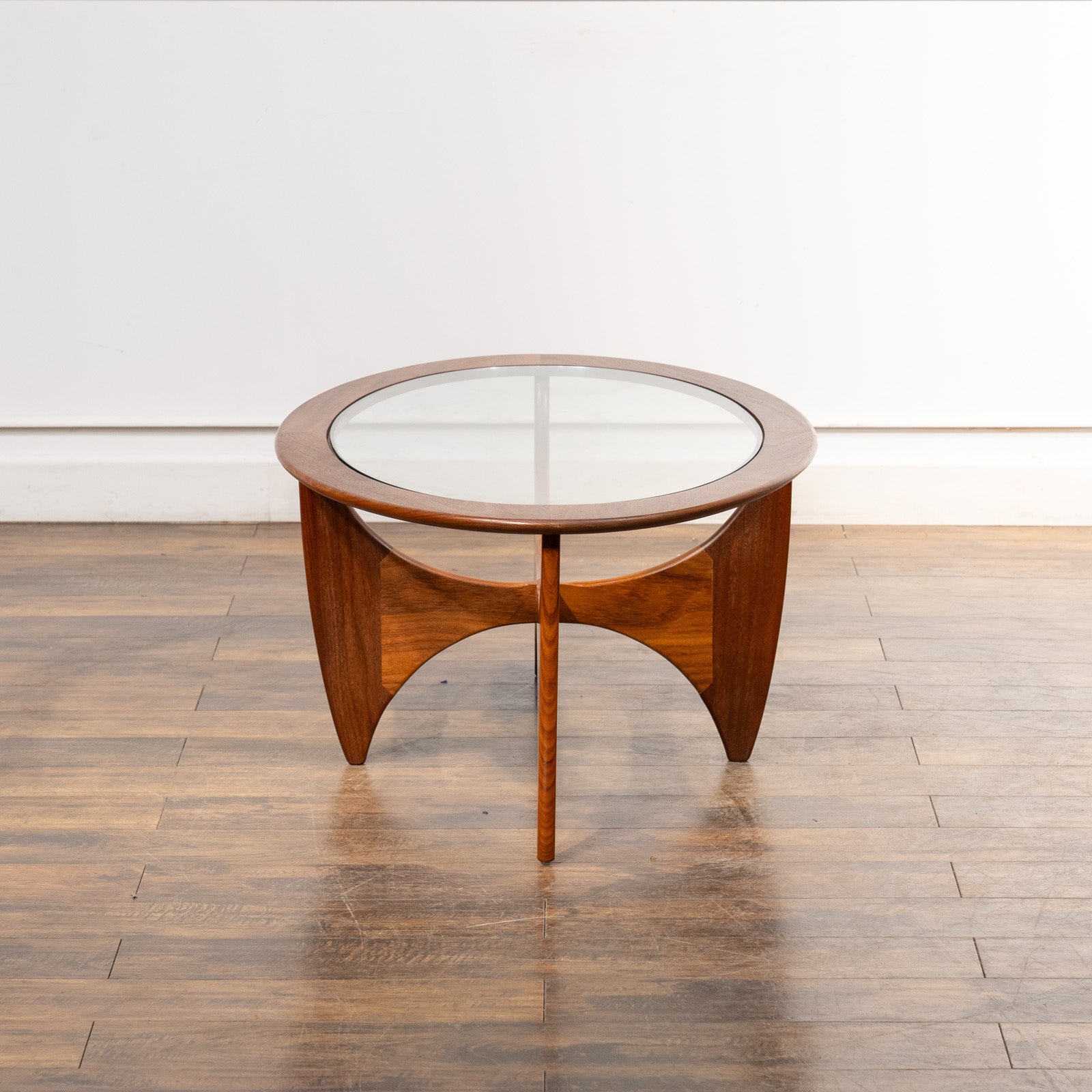 【カワソン】ジープラン G-PLAN アストロ円形テーブル 木製 ガラス カワソン】ジープラン G-PLAN アストロ円形テーブル 木製 ガラス