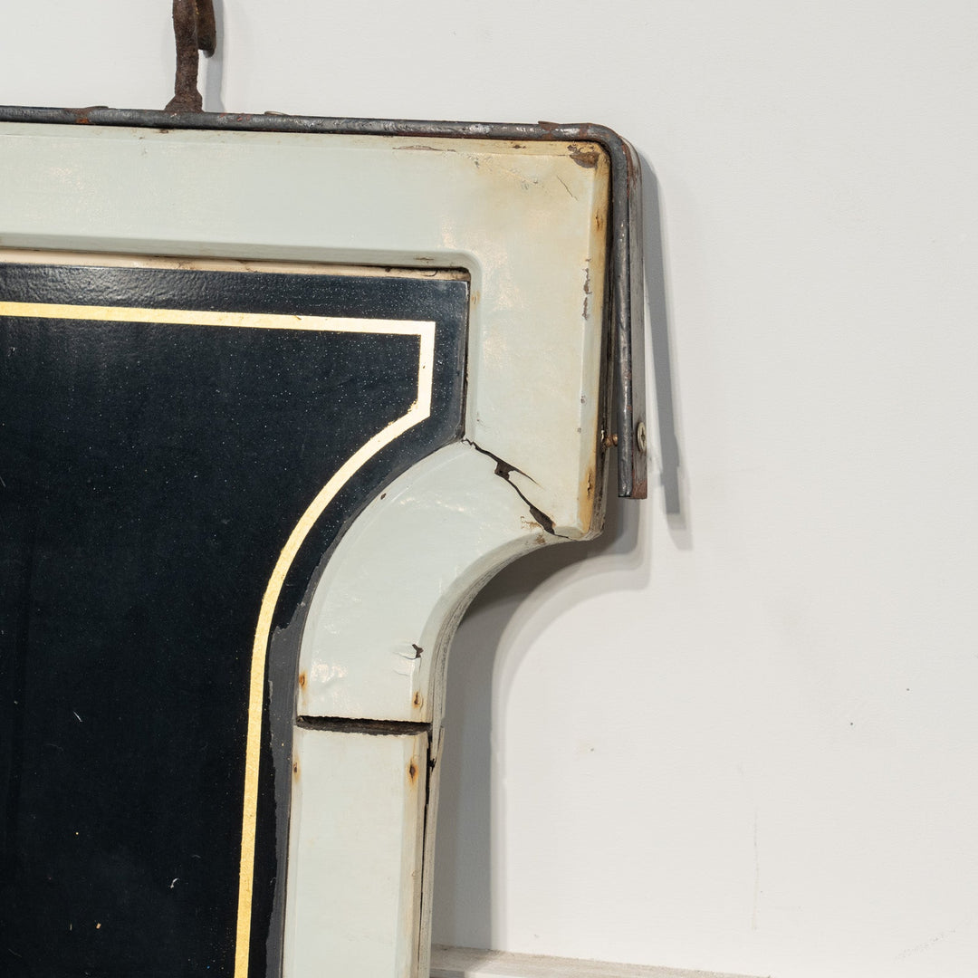 本場の雰囲気を味わえる ダブルサイド パブサイン