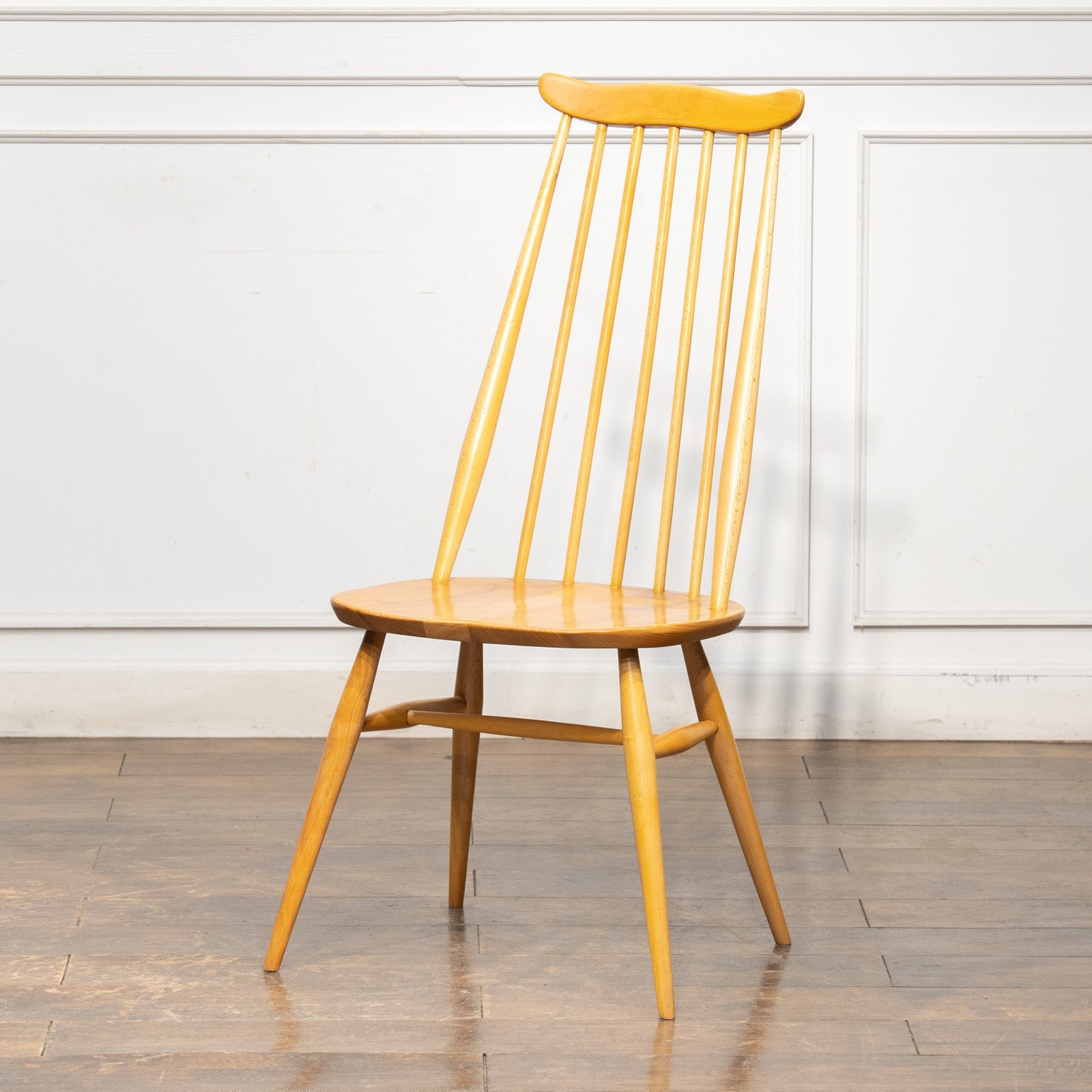 Ercol（アーコール）ヴィンテージ家具｜英国伝統の名作デザイン – THE