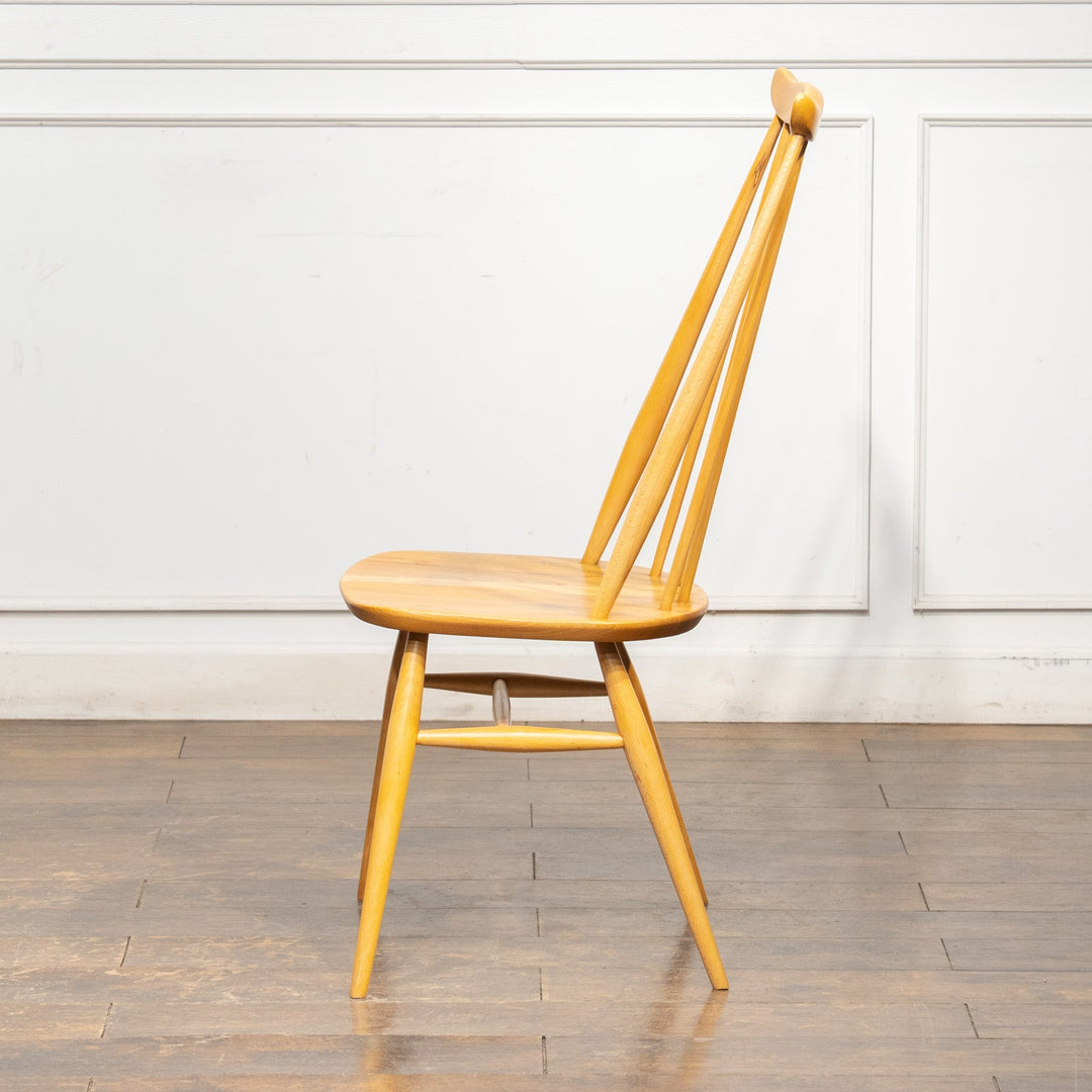 英国【ERCOL アーコール】洗練された佇まい ウインザー ゴールドスミスチェア No.369 /23K-17