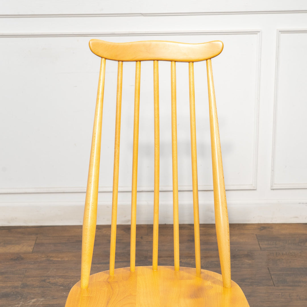 英国【ERCOL アーコール】洗練された佇まい ウインザー ゴールドスミスチェア No.369 /23K-17