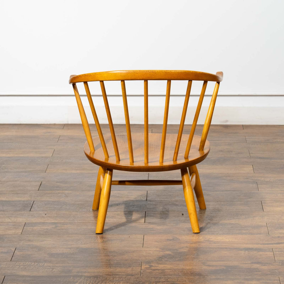 英国【ERCOL アーコール】ゆとりある座面で安定感抜群 ロータイプ スモーカーズチェア[m]