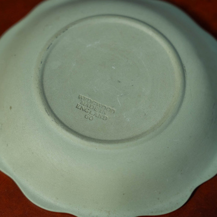 【WEDGWOOD ウェッジウッド Jasper ジャスパー】フラワーシェイプ ミニプレート セージグリーン /23K[m]