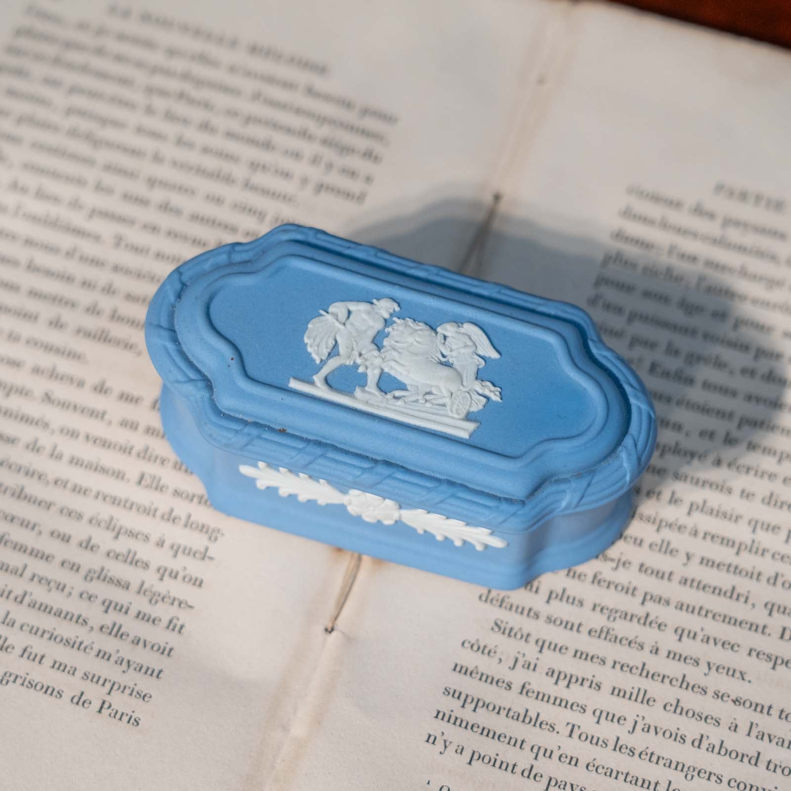 WEDGWOOD ウェッジウッド Jasper ジャスパー】蓋付き小物入れ