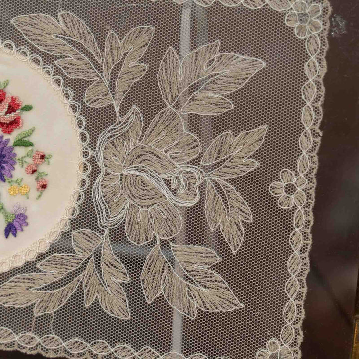 プティポワンの色鮮やかな刺繍やお花のデザインのレースが美しい レクタングル ドレッシングトレイ /23K[m]