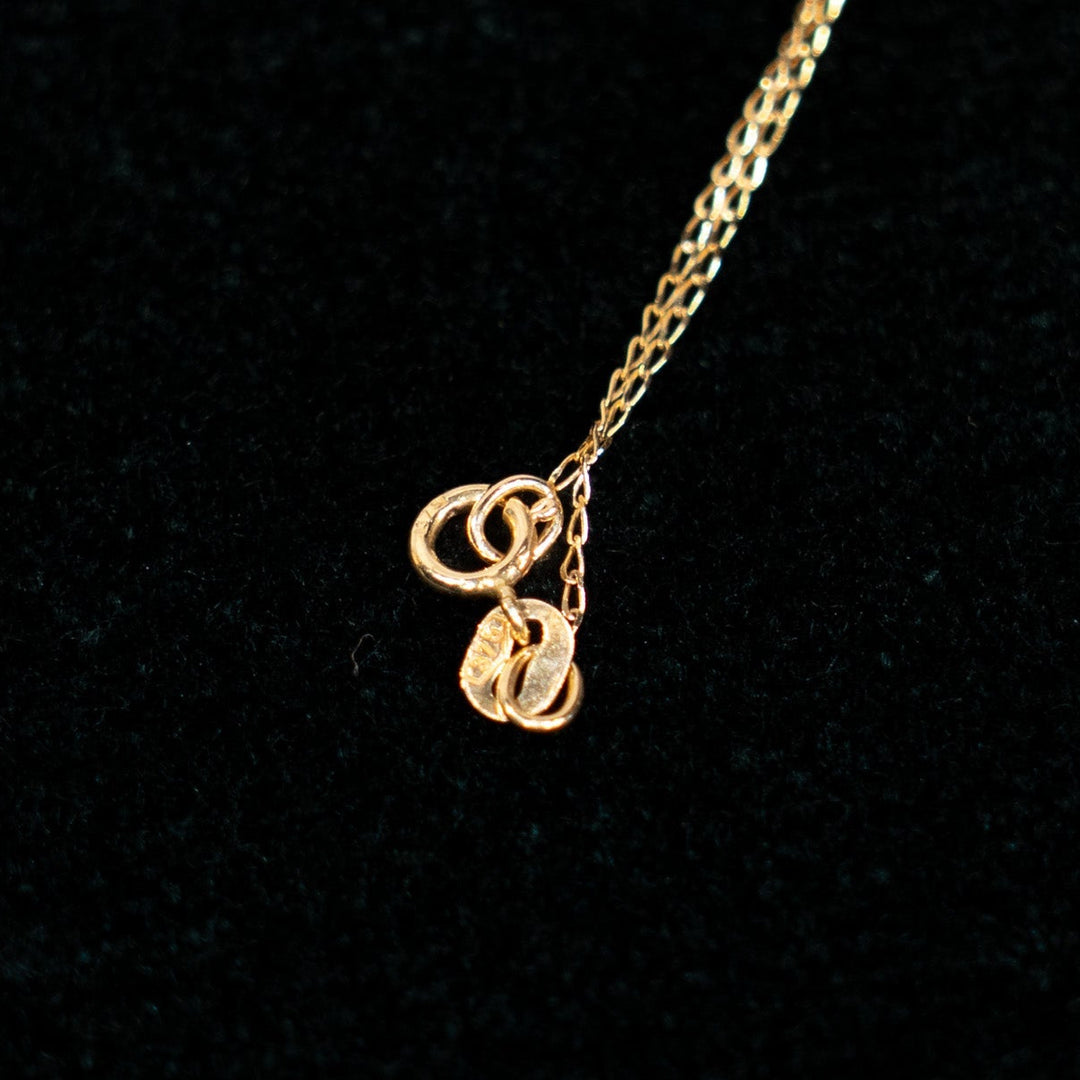 可憐な花が連なる トリプルクラスター ダイヤモンド エメラルド ペンダント /23K