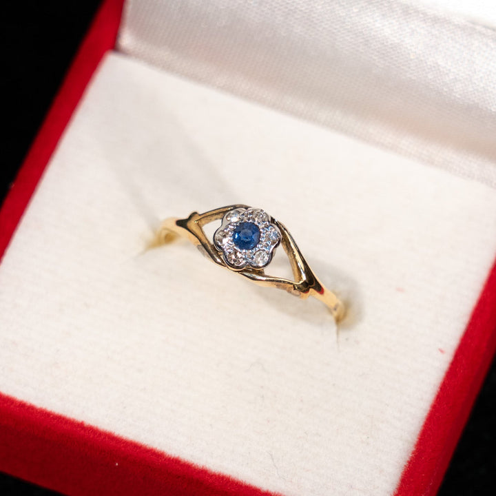 花が咲く様な華やかなデザイン サファイア ダイヤモンド クラスター アンティークリング /23K