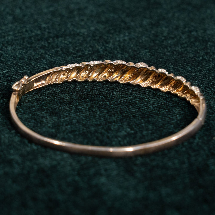 存在感のある優雅なツイストデザイン シルバー ブレスレット /23K