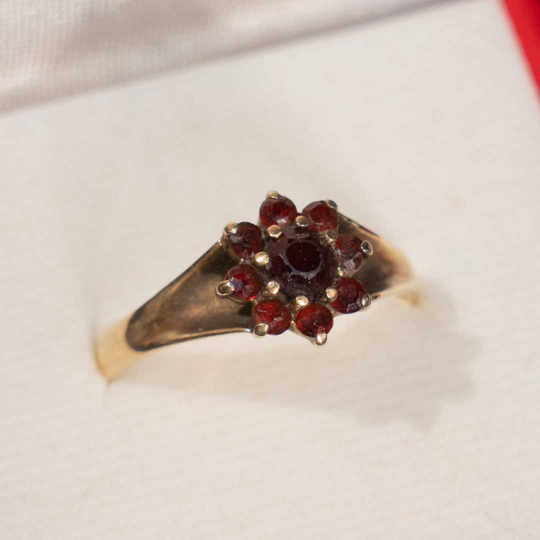花が咲く様な華やかなデザイン ガーネット クラスター アンティークリング /23K