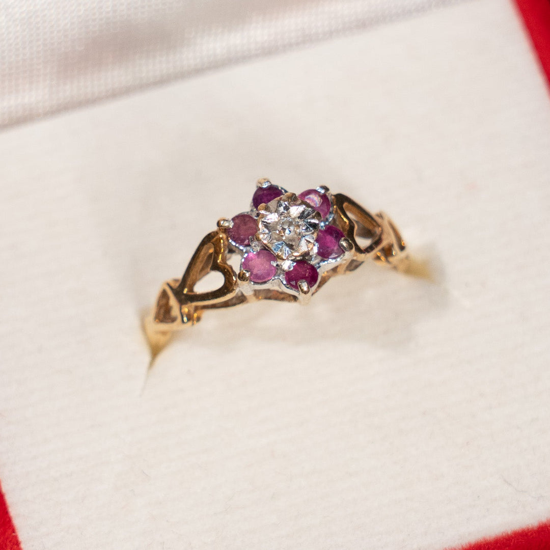 花が咲く様な華やかなデザイン ルビー クラスター アンティークリング /23K