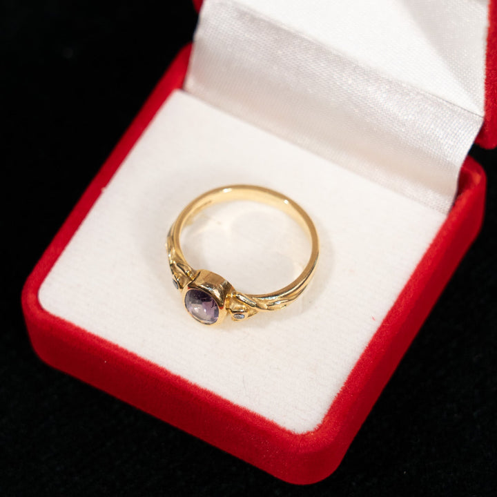 透明感のある大粒のアメジストが鮮やかに輝く アンティークリング /23K
