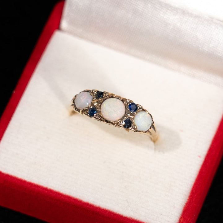神秘と調和を美しく表現 オパール サファイア アンティークリング /23K