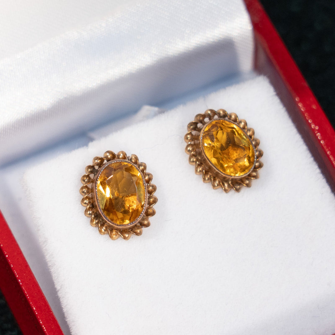 陽の光の様な深いオレンジ色の石が美しい オーバル ピアス /23K