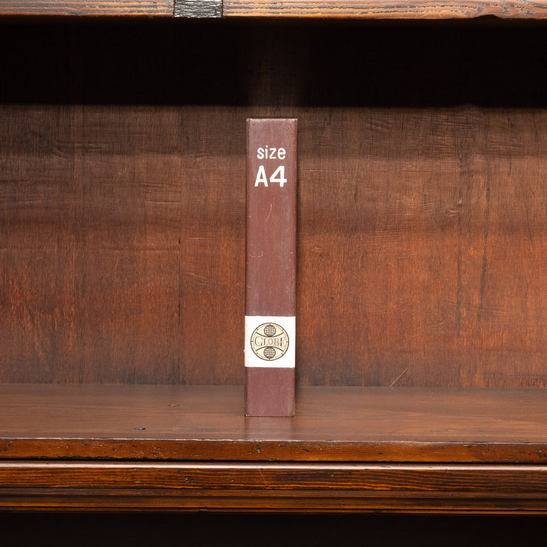 インテリアのアクセントになるポップなデザイン アポセカリーキャビネット /23K