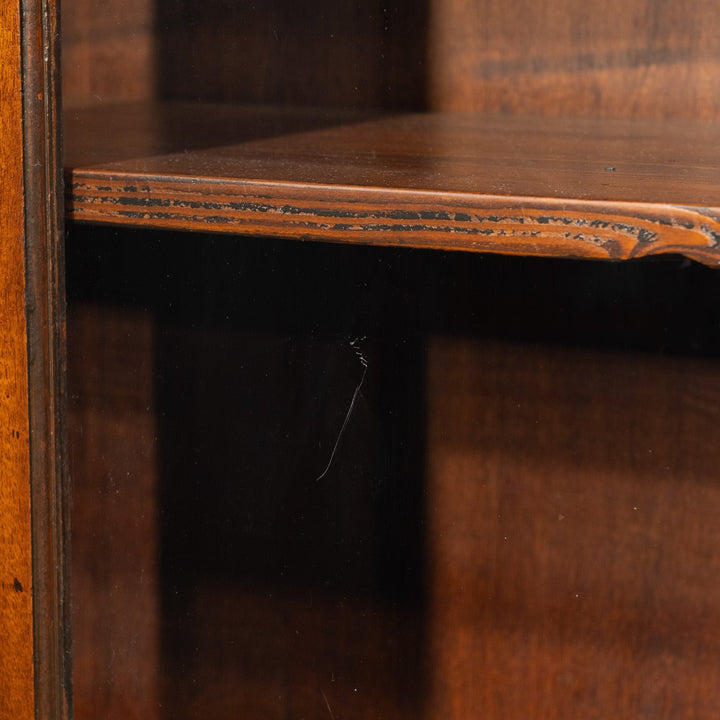 インテリアのアクセントになるポップなデザイン アポセカリーキャビネット /23K