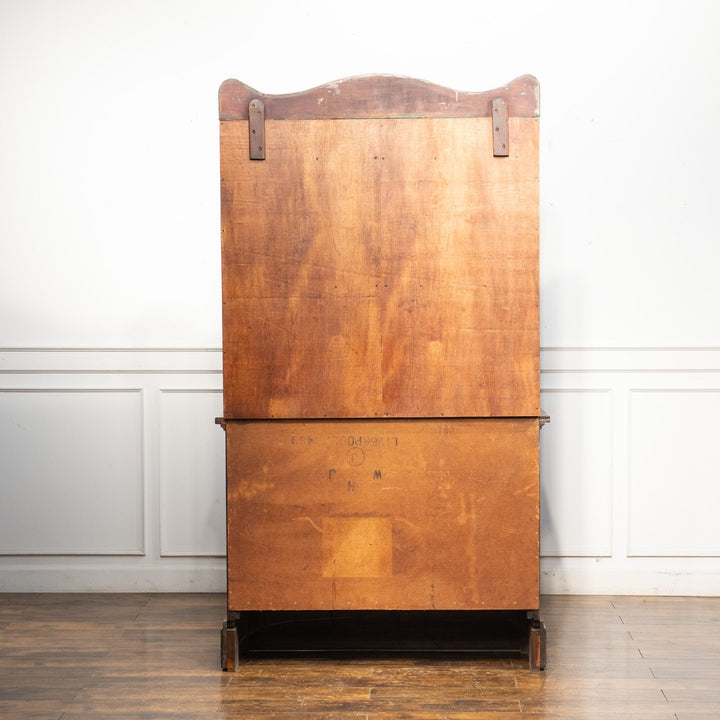 インテリアのアクセントになるポップなデザイン アポセカリーキャビネット /23K