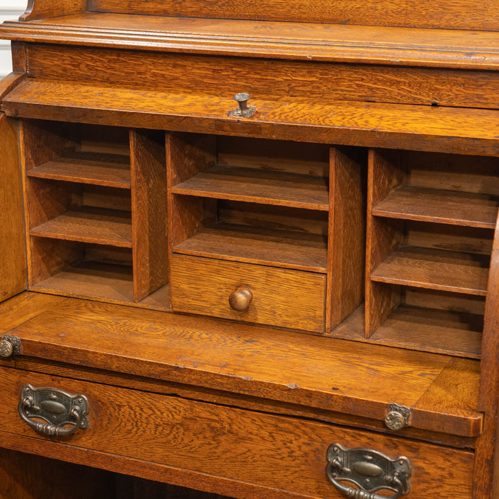 コンパクトなサイズでブックケースとデスクが一体化した便利な家具 スチューデントビューロー /23K