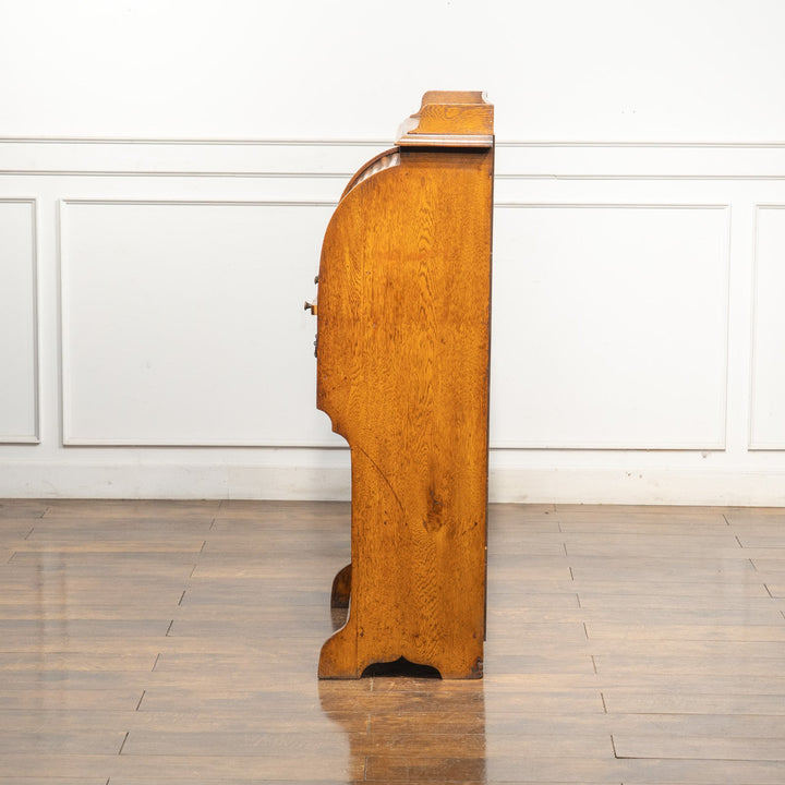 コンパクトなサイズでブックケースとデスクが一体化した便利な家具 スチューデントビューロー /23K