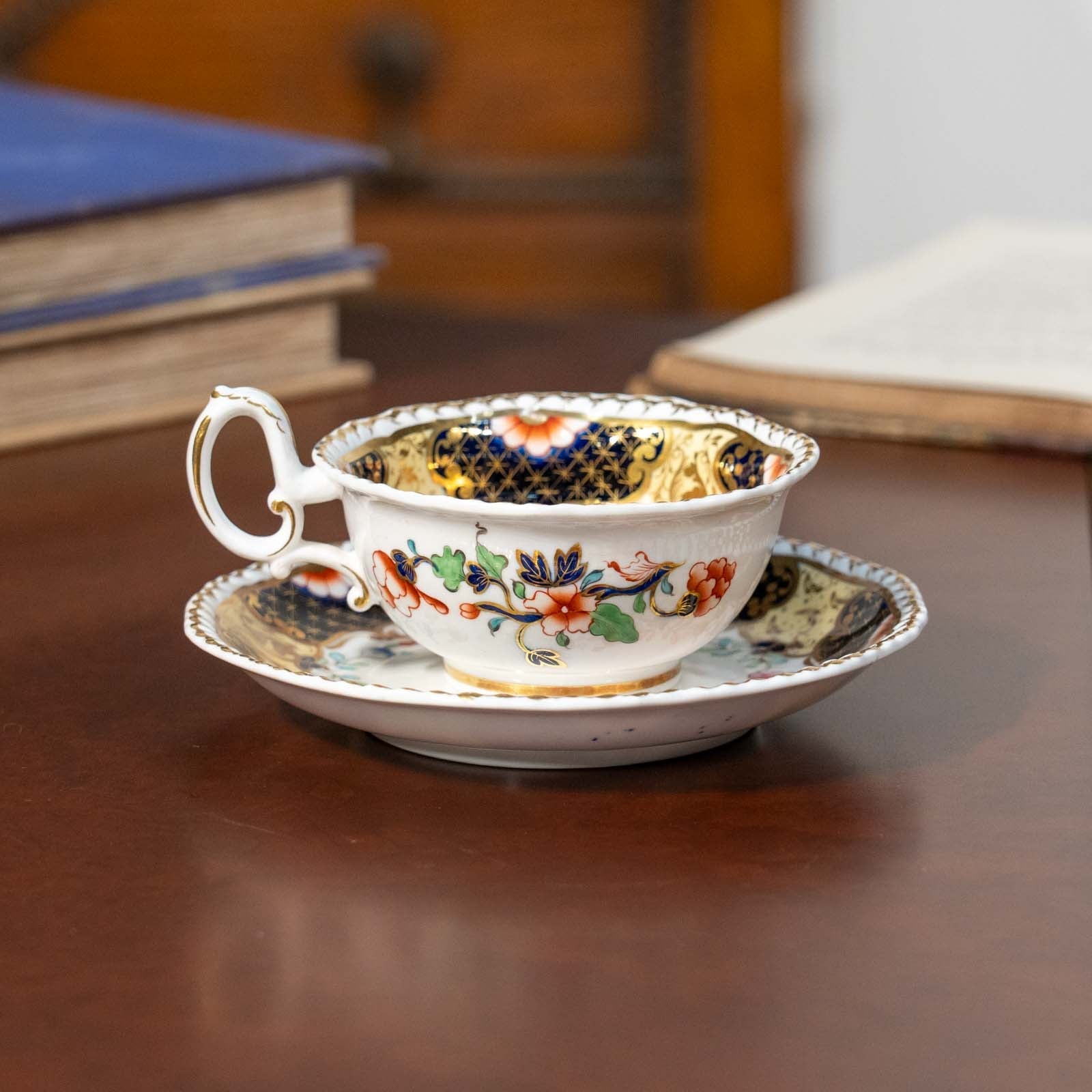 H&R DANIEL ヘンリー&リチャードダニエル 】イマリパターン ティー