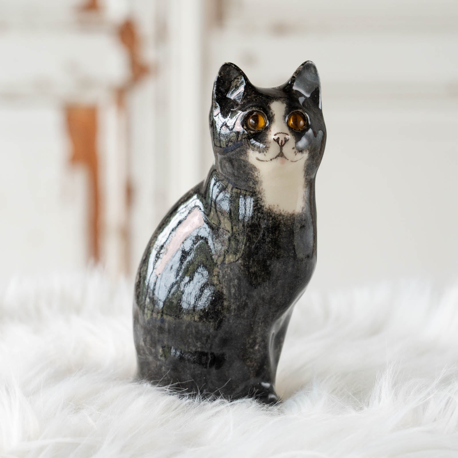 Winstanley Cat ウィンスタンレイ キャット】気品のある顔立ちと