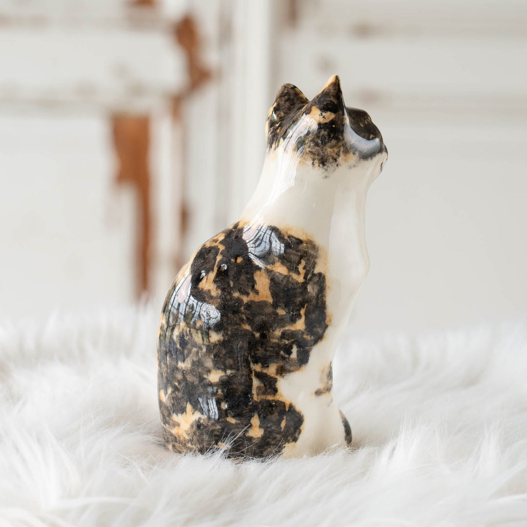 【Winstanley Cat ウィンスタンレイ キャット】◇小首をかしげた不思議そうな表情が魅力 Calico キャリコ /24E[m]