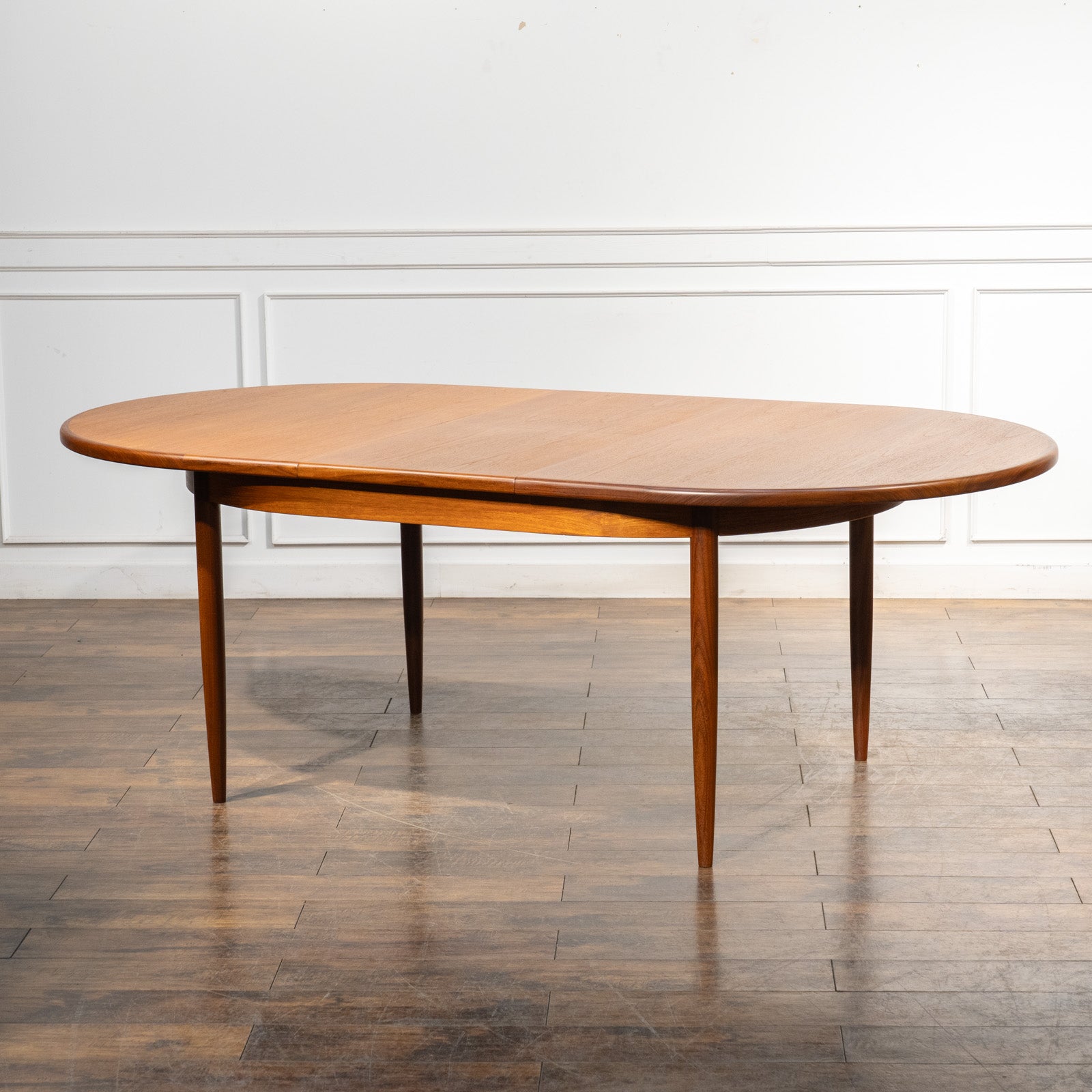 英国【G-PLAN ジープラン Fresco フレスコ】実用性とデザインを