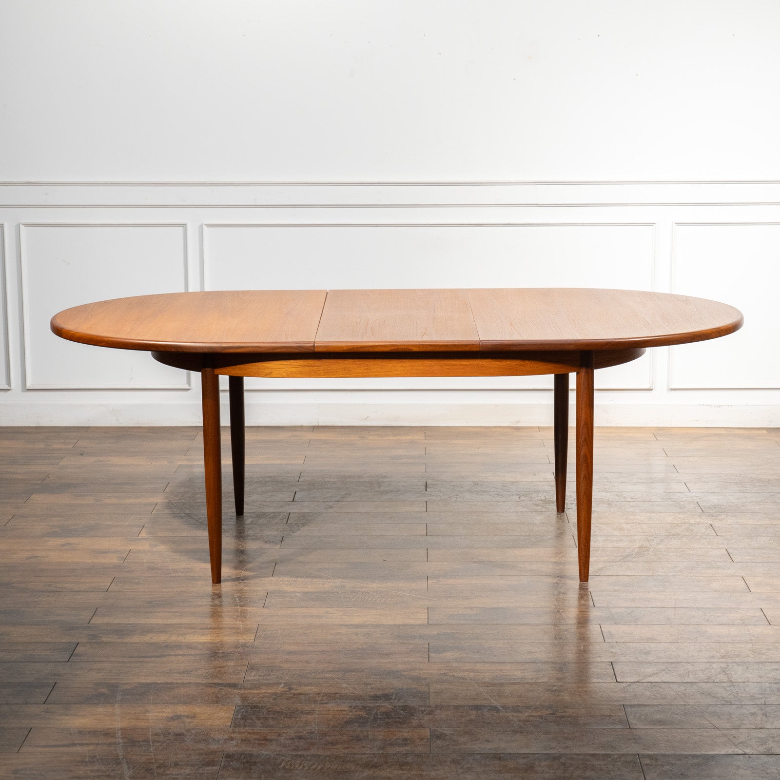 英国【G-PLAN ジープラン Fresco フレスコ】実用性とデザインを