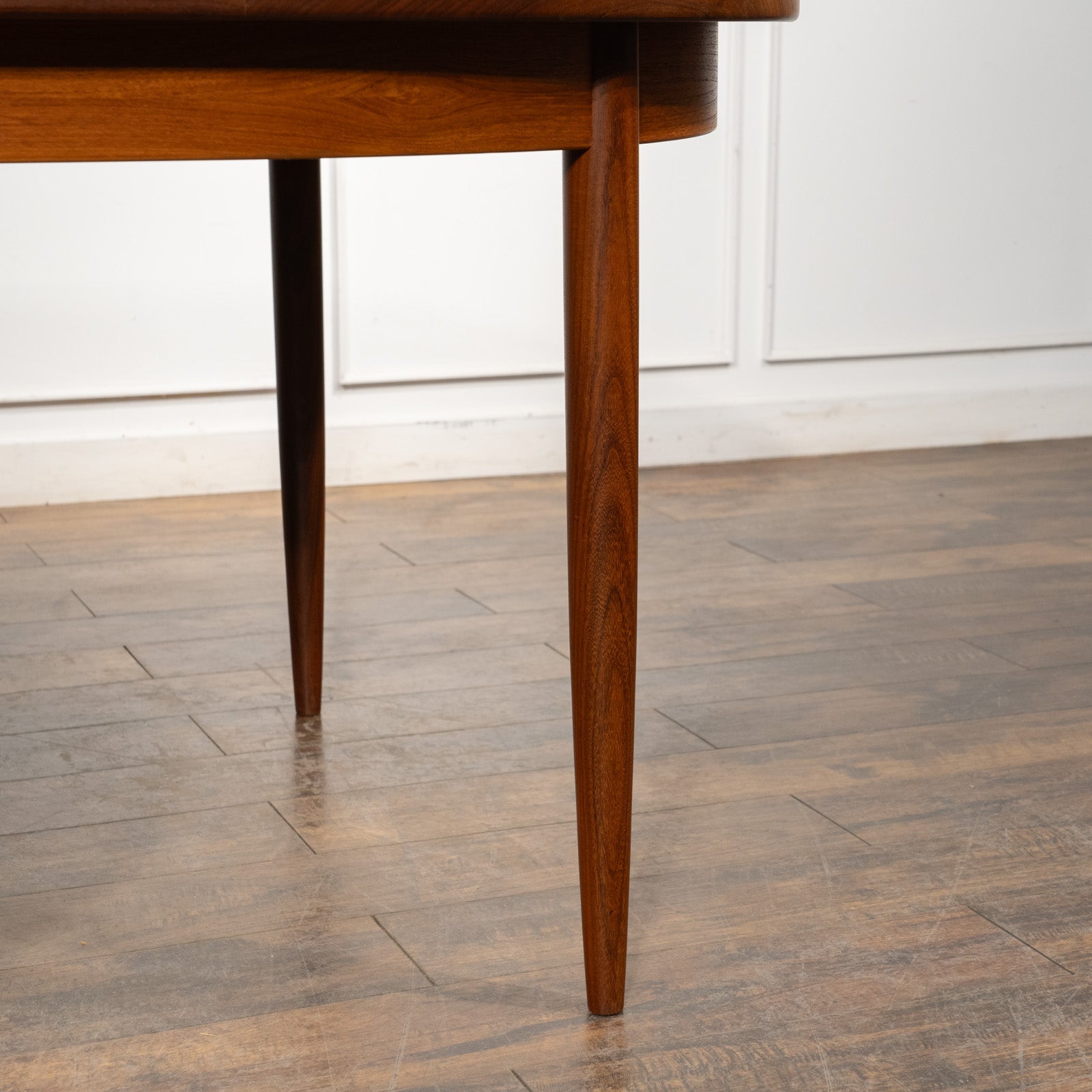 英国【G-PLAN ジープラン Fresco フレスコ】実用性とデザインを