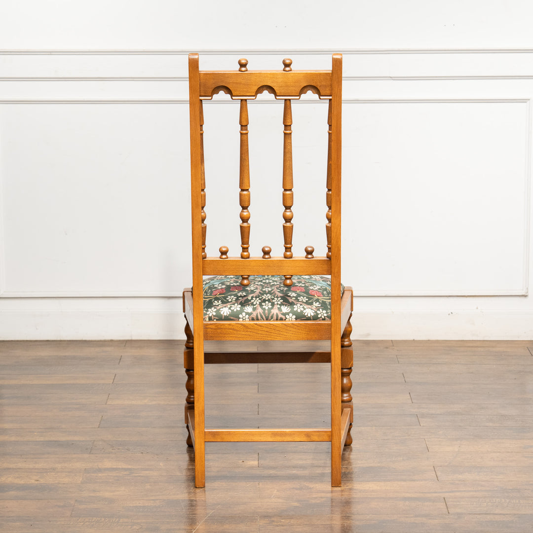 英国【ERCOL アーコール】ウィリアムモリス生地を使った ヨークシャーチェア /24I-1
