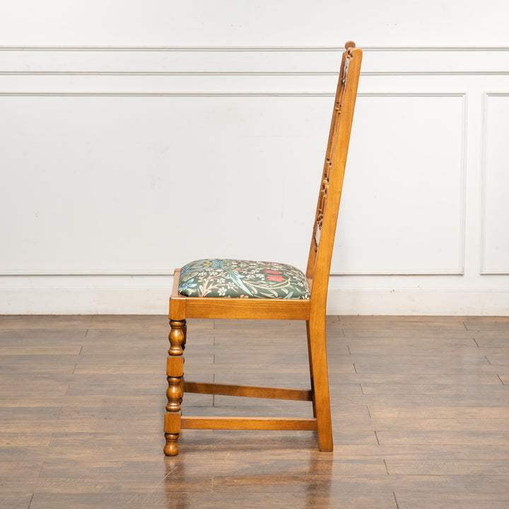 英国【ERCOL アーコール】ウィリアムモリス生地を使った ヨークシャーチェア /24I-3